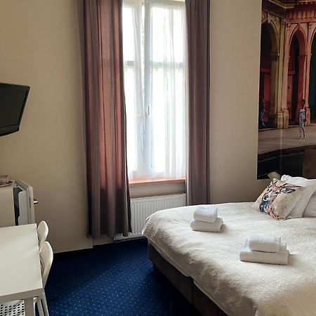 Hotel Bella Еленя-Гура Экстерьер фото