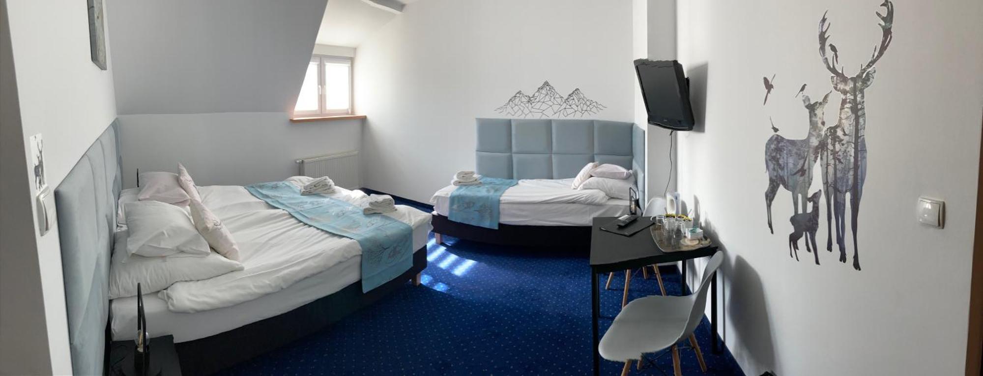Hotel Bella Еленя-Гура Экстерьер фото